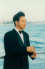 ​为什么明星都代言传奇 是给钱多 还是喜欢攻沙城