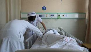 90后小伙1500元开手游私服 年入上百万