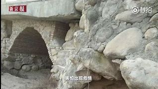 我想问下违法经营传奇私服会构成什么罪和要怎样量刑？