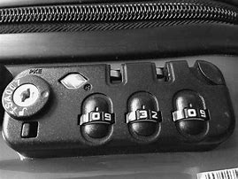 打开某个特定网站浏览器自动跳转传奇私服网址是什么情况？