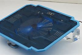 用笔记本玩游戏时，人物有时总是不受控制的往 – 手机爱问